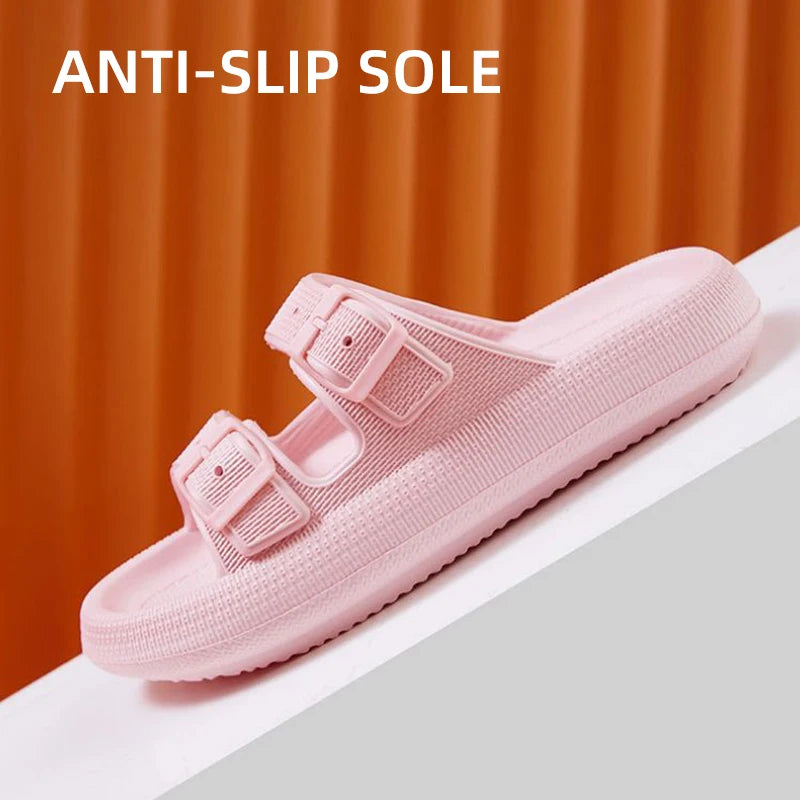 Chinelo Nuvem Slide com Tiras Ajustáveis• Antiderrapante